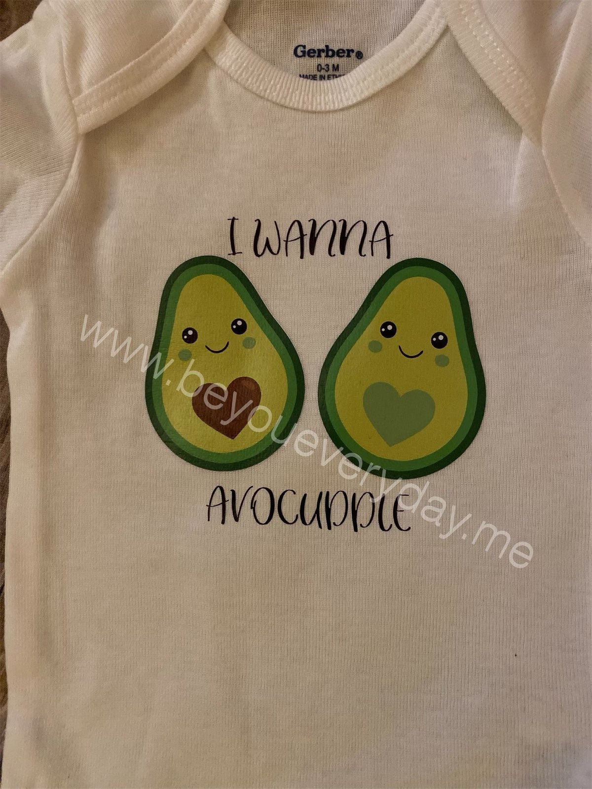 I wanna avocuddle, baby bodysuit, newborn gift, significant other gift, gift for a loved one, lovers, avocado, cuddle buddy, white shirt